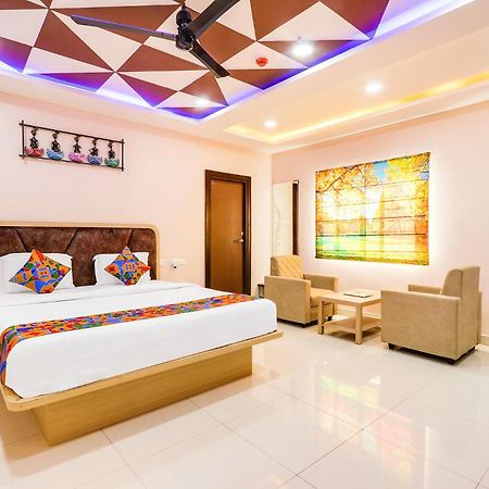 Fabhotel Prime Ravila Grand Hajdarabad Zewnętrze zdjęcie