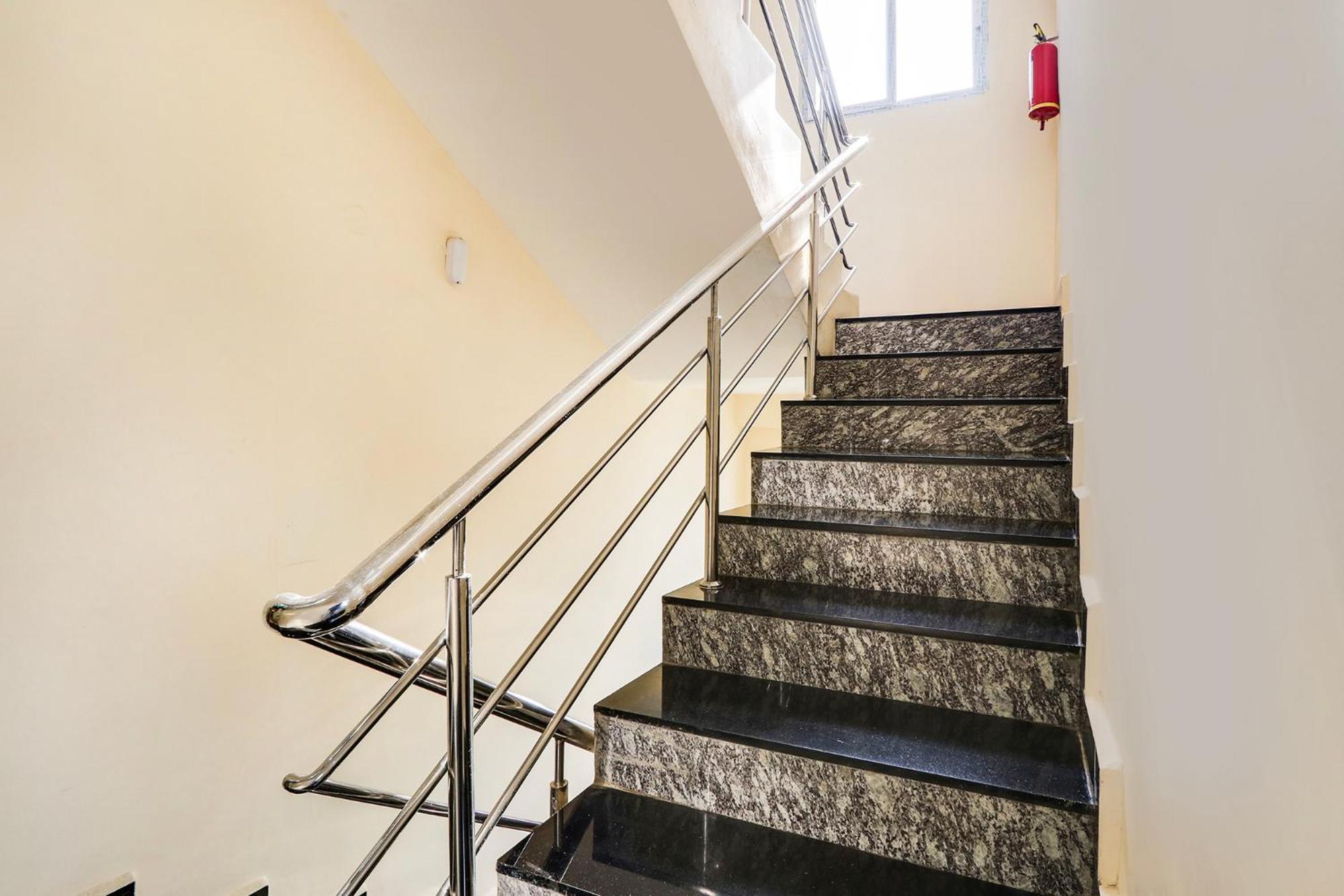 Fabhotel Prime Ravila Grand Hajdarabad Zewnętrze zdjęcie